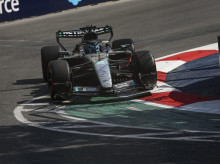 deportes/formula-1/20260925/russell-saldra-desde-pole-baku-sainz-da-pequena-alegria-alonso-confirma-drama_462880