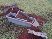 espana/comunidad-valenciana/20260925/ayuntamiento-valencia-denuncia-lamentable-destrozo-34-jardineras-puente-floresrita-barbera_462985