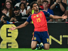 deportes/futbol/20260927/dardo-lamine-yamal-plena-pelea-balon-oroodiame-amame-no-me-importa_463289