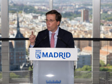 espana/madrid/20260928/almeida-suspende-parte-agenda-reunirse-urgencia-gabinete-acampada-sol_463444