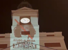 espana/madrid/20261001/acampados-boicotean-homenaje-ceuta-real-casa-correos-imagenes-contra-ayuso-almeida_464799