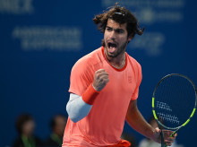 deportes/tenis/20261001/alcaraz-sabe-sufrir-estreno-tokio-termina-luciendose-ante-michelsen_464891