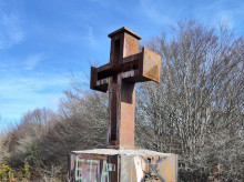 religion/20261003/denuncian-derribo-dos-cruces-cataluna-pais-vasco-septiembre_465762