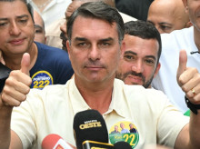 internacional/20261021/flavio-bolsonaro-pide-anular-candidatura-lula-supuesto-whatsapp-hacer-propaganda_471955