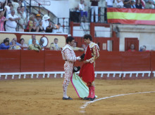 espana/comunidad-valenciana/20261005/toros-punt-morante-puebla-roca-rey-rufo-9-octubre-directo-desde-valencia_466144