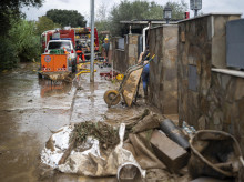 espana/cataluna/20261005/bomberos-rescatan-decenas-personas-cataluna-temporal-sobrepasado-previsiones_466158