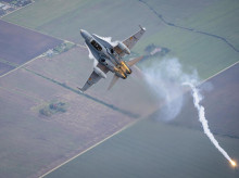 espana/defensa/20261006/f18-espanoles-bombardero-b1b-eeuu-prueban-nuevo-escudo-aereo-otan-paises-balticos_466395
