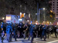 espana/cataluna/20261005/disturbios-barcelona-manifestacion-vivienda-cargas-mossos-contenedores-quemados_466449
