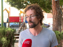 espana/comunidad-valenciana/20261022/ejecutan-desahucio-daniel-profesor-universitario-38-anos-e-icono-acampada-vivienda-valencia_472630