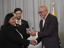 internacional/20261008/entre-lingotes-votos-historia-31-toneladas-oro-estarian-frenando-elecciones-venezuela_466161