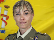 espana/defensa/20261007/esmeralda-ruiz-primera-mujer-ejercito-tierra-alcanza-empleo-suboficial-mayor_466966