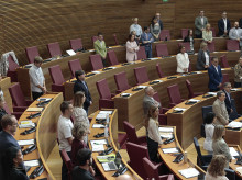 espana/comunidad-valenciana/20261008/vox-ausenta-minuto-silencio-maricarmen-cortes-valencianas_467518