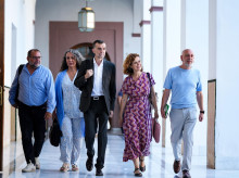 espana/andalucia/20261008/diputados-izquierda-comunista-borran-debate-presupuestos-andaluces-huelga_467514