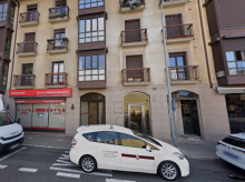 espana/castilla-y-leon/20261009/dos-jovenes-heridos-arma-blanca-leon-agresion-plena-madrugada_467878