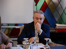 espana/andalucia/20261009/piden-tres-anos-carcel-alcalde-almonte-difundir-mensajes-privados-rivales-politicos_468070