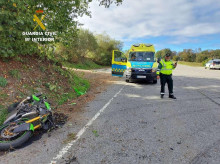 espana/galicia/20261011/muere-motorista-52-anos-dozon-pontevedra-chocar-contra-tractor_468476