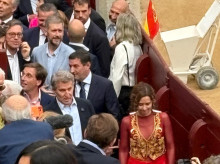 gente/20261012/feijoo-ayuso-ven-juntos-morante-ventas-toda-plaza-coreando-insultos-contra-sanchez_468813