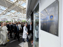 religion/vaticano/20261013/intervencion-quirurgica-papa-concluye-exito-pontifice-descansa-habitacion_469296