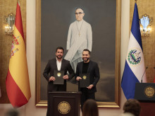 economia/20261014/bukele-sella-empresario-espanol-enrique-riquelme-inversion-2600-millones-euros-salvador_469320
