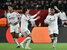 deportes/futbol/champions-league/20261014/real-madrid-resucita-cuando-muerto-estaba-asalta-olimpico-roma-otra-magica-remontada_469754