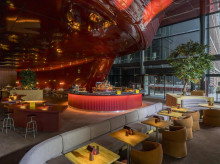 estilo-vida/restaurantes/20261018/nuevo-restaurante-dentro-obra-arte-suculento-menu-32-euros_469901