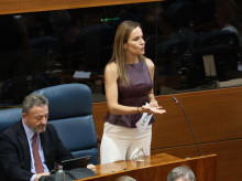 espana/madrid/20261015/pp-vox-escenifican-asamblea-tregua-cara-generales-aplausos-cruzados_469910