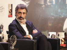 cultura/20261015/juan-val-dice-adios-planeta-criticos-escribo-mientras-vosotros-retorceis-envidia_469975