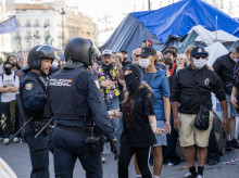 espana/madrid/20261015/comunidad-madrid-pide-delegado-gobierno-levante-acampada-sol-graves-condiciones-salubridad-estacion_470171