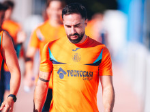 deportes/futbol/20261016/presentacion-dani-carvajal-como-nuevo-futbolista-getafe-cf-directo_470340