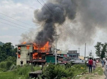 internacional/20261017/menos-diez-muertos-incendio-hotel-banglades_470666