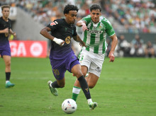deportes/futbol/la-liga/20261017/real-betis-fc-barcelona-directo-sigue-vivo-jornada-9-laliga-ea-sports_470706