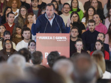 espana/20261019/puente-reivindica-poder-amor-como-lema-precampana-viva-partido-amor-viva-psoe_471474