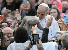 religion/vaticano/20261021/papa-apela-politicos-proteger-matrimonio-familia-compromiso-urgente-nunca_472000