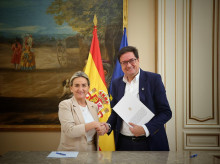 deportes/futbol/champions-league/20261021/ministros-sanchez-oscar-lopez-milagros-tolon-bernabeu-presenciar-real-madrid-leipzig_472420