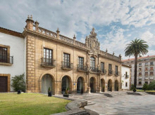 gente/20261023/historia-detras-hotel-reconquista-oviedo-hospicio-hotel-lujo-bunker-antiaereo_472484
