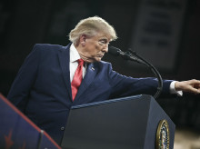 internacional/20261023/trump-afirma-florida-buques-eeuu-pasaran-cuba-guerra-iran_473319