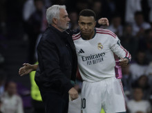 deportes/futbol/la-liga/20261025/bazas-esconde-mourinho-sacado-pasear-descentrar-barca_473462