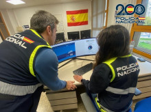 espana/castilla-y-leon/20261025/dos-detenidos-intentar-agredir-amenazar-muerte-armas-blancas-hombre-valladolid_473610