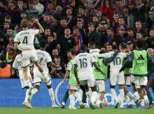 deportes/futbol/la-liga/20261025/asi-queda-clasificacion-laliga-clasico-jornada-10-madrid-cree-atletico-aprovecha_473696