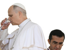 religion/vaticano/20261027/dia-tomar-aire-vaticano-martes-frena-agenda-pontifice_474246