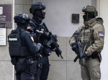 internacional/20261028/abatido-yihadista-atacar-policia-frente-embajada-israel-belgrado_474656
