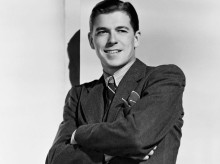 cine-tv-series/20261031/ronald-reagan-actor-mediocre-convirtio-presidente-estados-unidos_474817