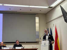 espana/defensa/20261028/almirante-garat-reivindica-historia-armada-cuestiona-mito-trafalgar_475020