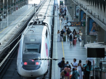 espana/andalucia/sevilla/20261028/interrumpida-circulacion-ferroviaria-cercanias-sevilla-descarrilar-tren-mantenimiento_475030