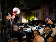 internacional/20261031/polonia-estalla-choque-entre-tusk-nawrocki-disturbios-ante-constitucional-tres-detenidos_475852