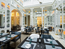 espana/andalucia/malaga/20260903/venganza-hotel-malaga-camarera-vierte-lejia-comida-clientes-saber-no-seguiria_454902