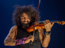 espana/la-voz-de-cordoba/cultura/20260310/ara-malikian-suma-programacion-plaza-toros-califas-cordoba_394397