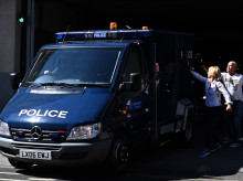 internacional/20260603/muerte-detenido-herido-ante-indiferencia-policia-desata-ola-protestas-inglaterra_424491