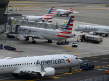 internacional/20260921/averia-provoca-retrasos-vuelos-destino-tres-aeropuertos-nueva-york_461249