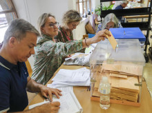 espana/20261030/cuanto-cobra-estar-mesa-electoral-proximo-29n-cns_475487